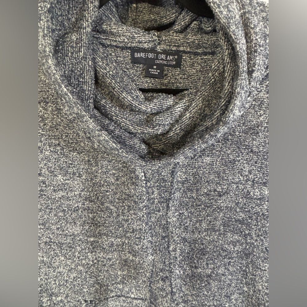 Barefoot Dreams Classic Cozychic Lite Pebble Beach Athleisure Pullover Hoodie M - Picture 2 of 9